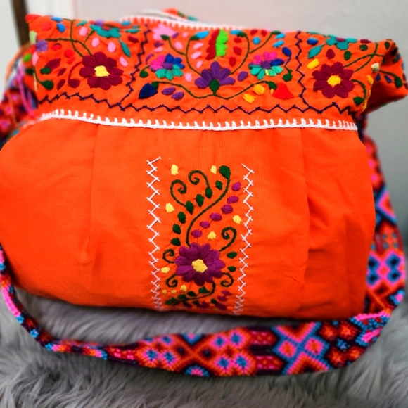 New handmade Orange Embroidered Bag / Mexican Artisan Bag - Picture 4 of 4